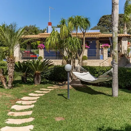 בית נופש Jasmine House Near The Sandy Parking & Wifi