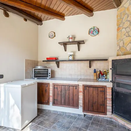 Jasmine House Near The Sandy Parking & Wifi Hébergement de vacances